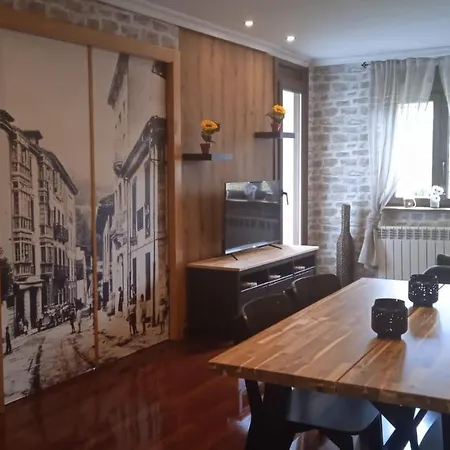 Apartamento Con Terraza Al Puente Romano Onís Buitenkant foto
